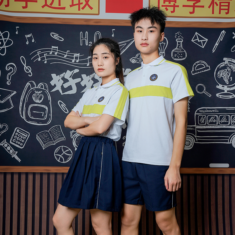 夏季中学学校校服